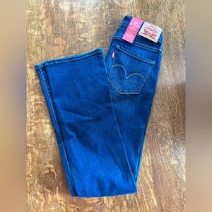 Levi’s Women’s Curvy Bootcut Jeans